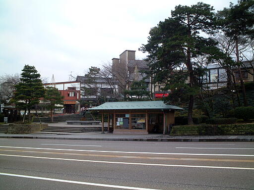 写真(83) /busstop/gazo512/gazo20030315/kenrokuenshita1-3864c.jpg