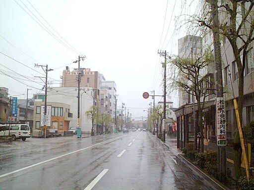 写真(81) /busstop/gazo512/gazo20030412/katamachichuodori2-4834b.jpg