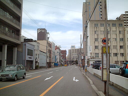 写真(81) /busstop/gazo512/gazo20040228/honmachi1-7872b.jpg