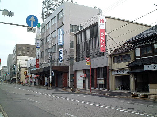 写真(82) /busstop/gazo512/gazo20040228/rokumaimachi1-7885c.jpg