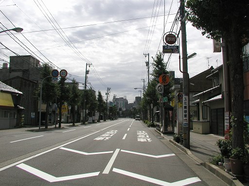 写真(87) /busstop/gazo512/gazo20040821/nagamachi1-8210776b.jpg