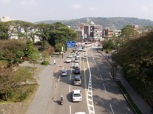 写真(83) /busstop/gazo512/gazo20041107/kenrokuenshita5-B071482c.jpg