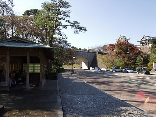 写真(90) /busstop/gazo512/gazo20041123/kenrokuenshita1-B231602a.jpg