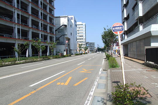 写真(81) /busstop/gazo540/gazo20090906/ekihigashidori-2bDSCF9602.JPG