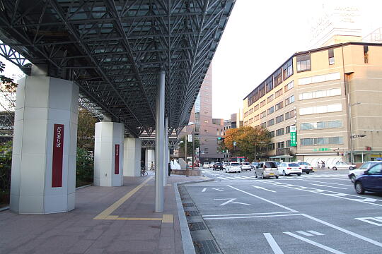 写真(86) /busstop/gazo540/gazo20091107/kanazawaeki-19aDSCF2173.JPG