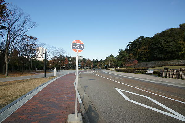 写真(70) /busstop/gazo600/gazo20101120/marunouchi-aDSC03359.JPG