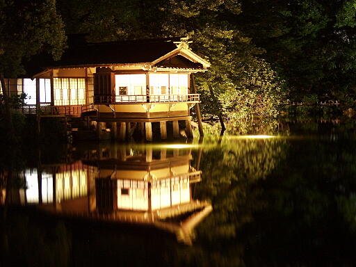 /kenrokuen/gazo512/gazo040613/ken-ushihashitei-night-0209.jpg