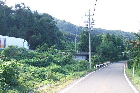 観音寺トンネル〜杉津駅間 の写真(86) 2006年09月23日