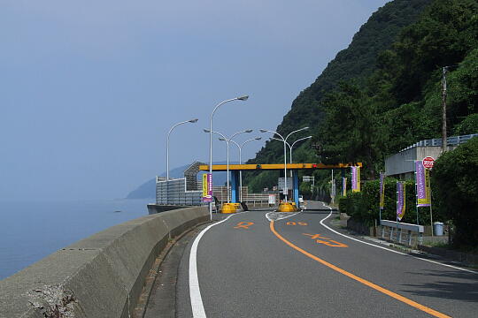 えちぜん・河野しおかぜライン（旧河野海岸有料道路）敦賀側４ の写真(81) 2007年08月26日