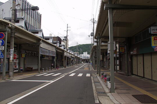 小浜駅前の商店街 の写真(83) 2005年06月05日