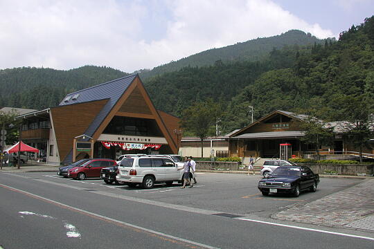 九頭竜湖駅前 の写真(82) 2005年08月13日