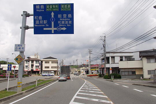 和倉温泉駅 の写真(87) 2005年05月15日