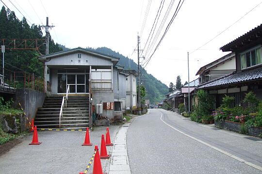 富山地方鉄道 本宮駅 の写真(82) 2008年06月07日