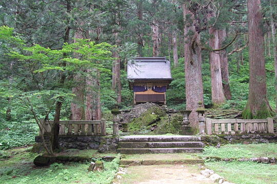 雄山神社祈願殿（芦峅寺中宮祈願殿） の写真(87) 2008年06月07日