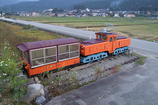 ふるさと水環境鉄道 おりたて駅 の写真(83) 2006年10月14日